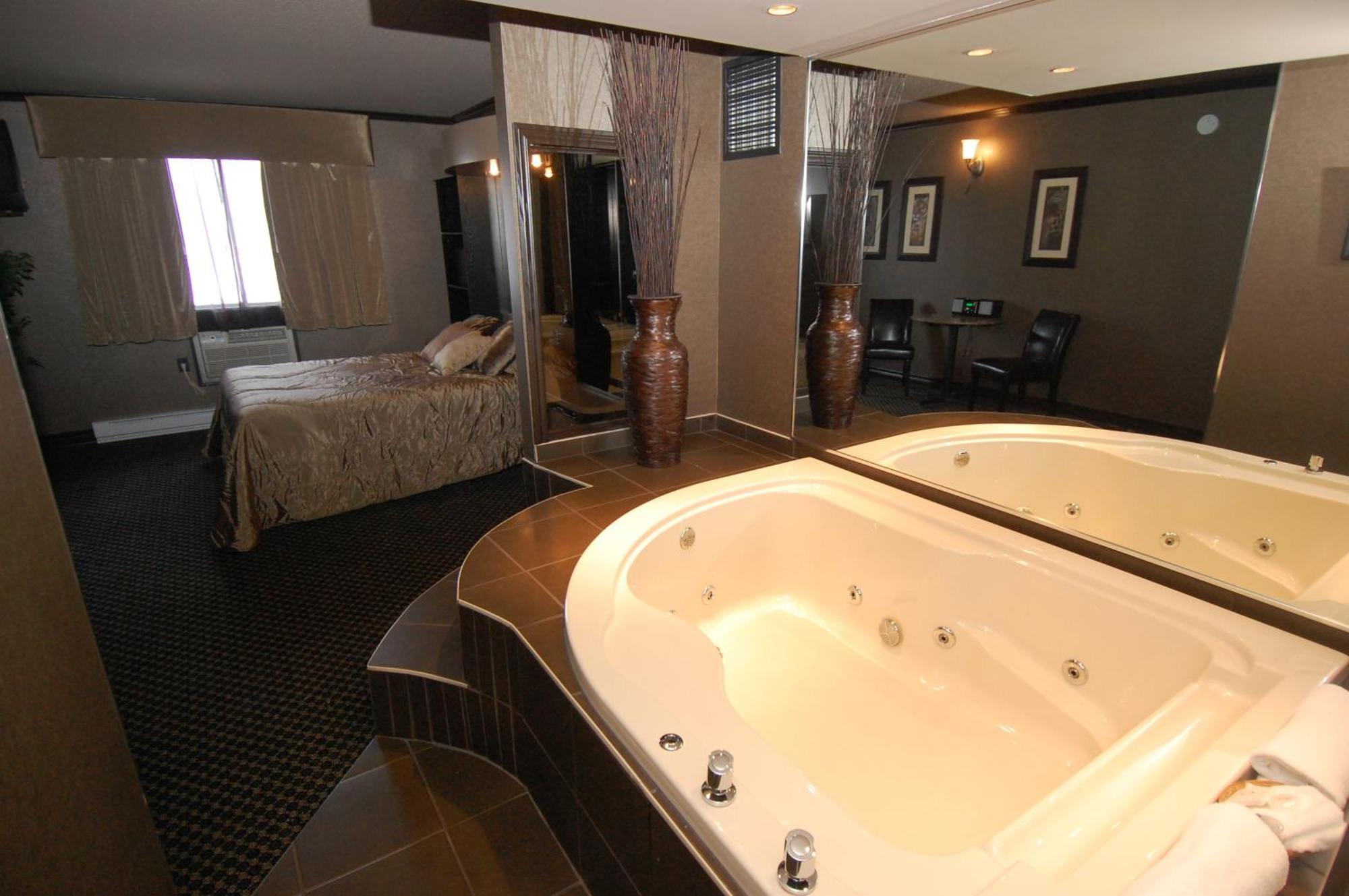 Motel Capri Et Suites Repentigny Ngoại thất bức ảnh