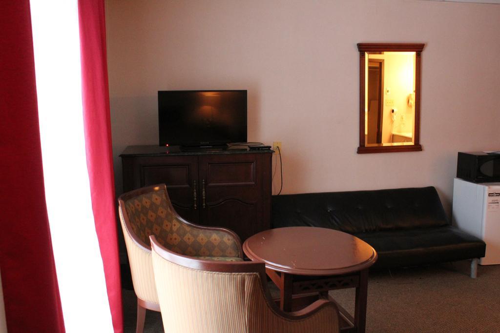 Motel Capri Et Suites Repentigny Ngoại thất bức ảnh