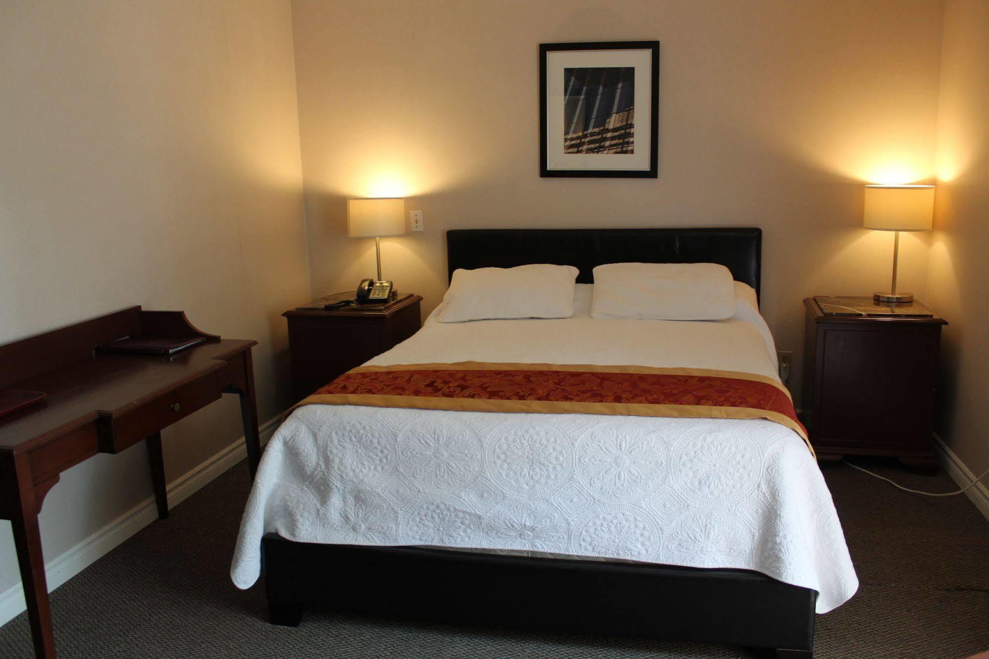 Motel Capri Et Suites Repentigny Ngoại thất bức ảnh