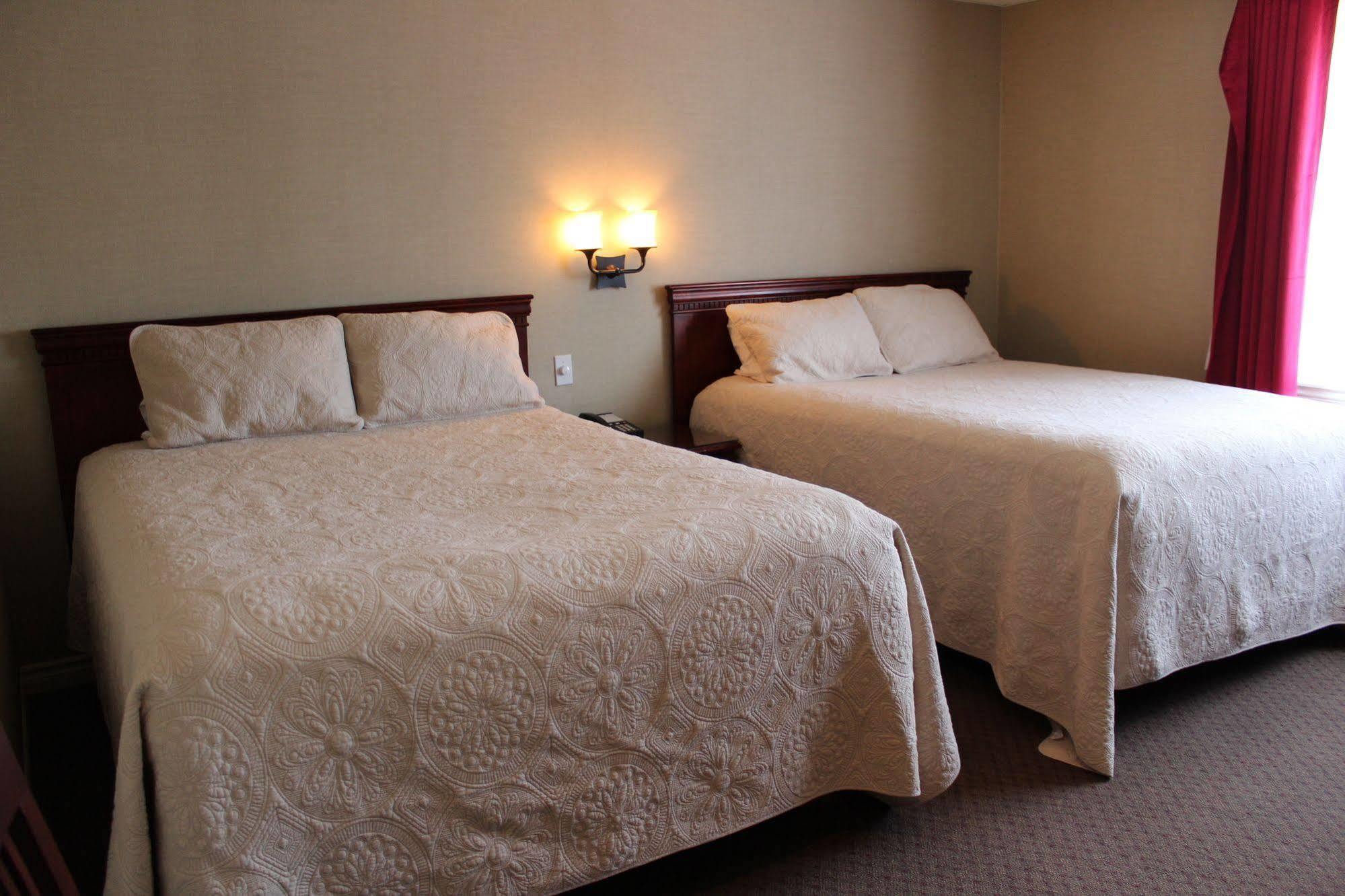 Motel Capri Et Suites Repentigny Ngoại thất bức ảnh